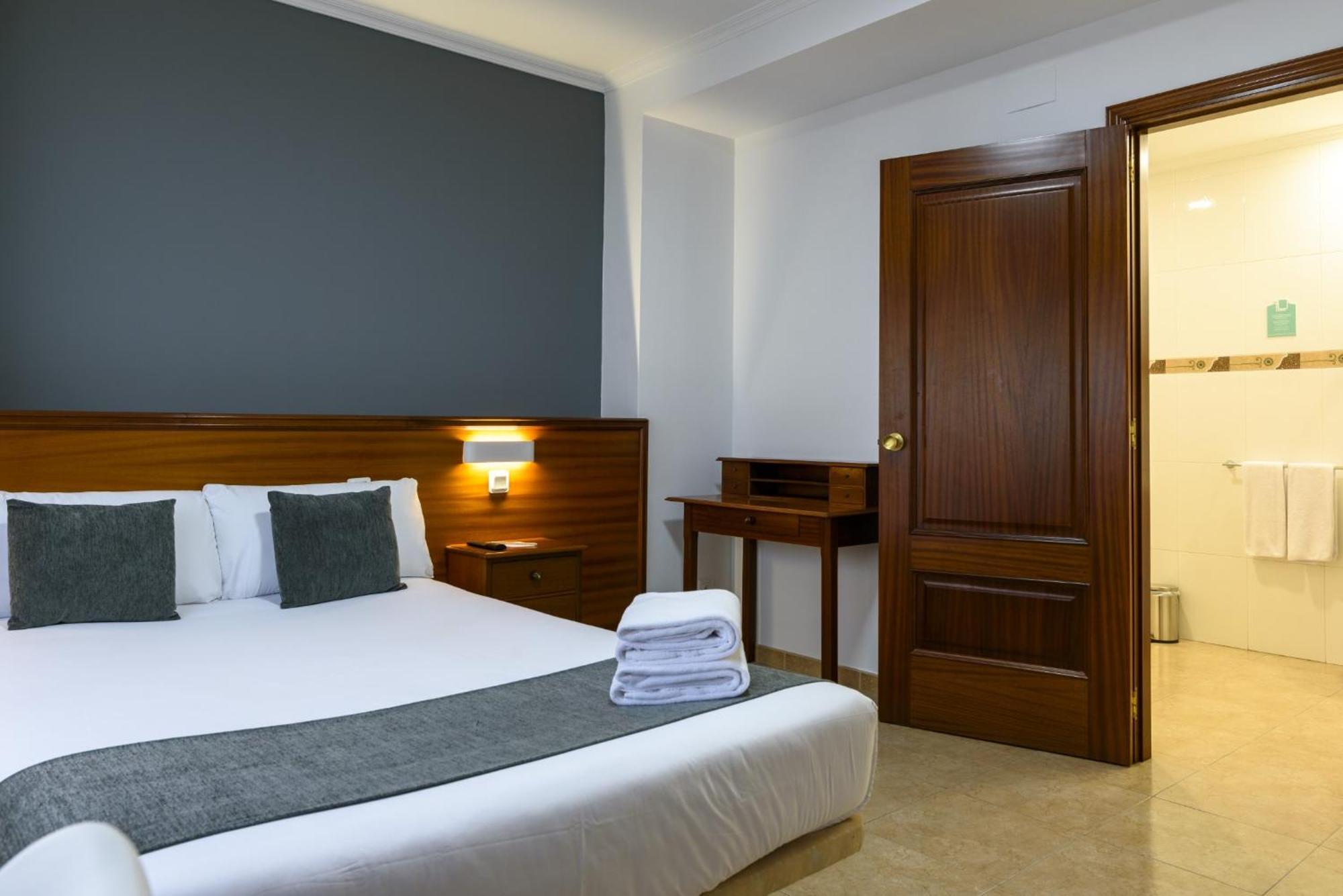 Hotel Alda Naron Екстериор снимка